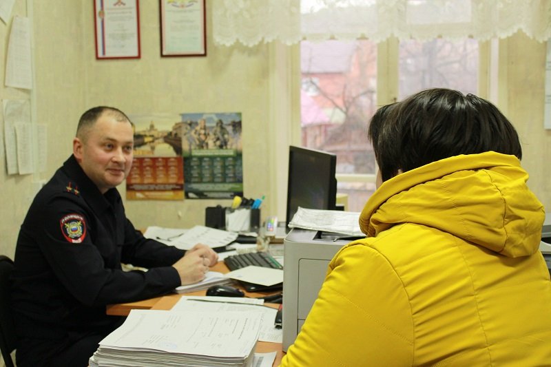 В Кудымкаре представитель Общественного совета при территориальном отделе внутренних дел проверил работу участковых уполномоченных полиции